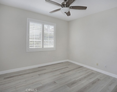 7839 E Viewrim Drive - Photo Thumbnail 7