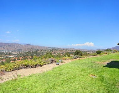 7839 E Viewrim Drive - Photo Thumbnail 2