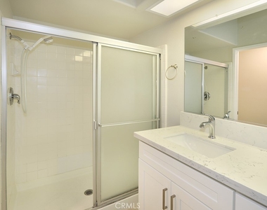 7839 E Viewrim Drive - Photo Thumbnail 25