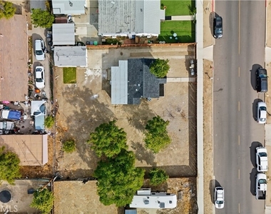 308 W Central - Photo Thumbnail 6