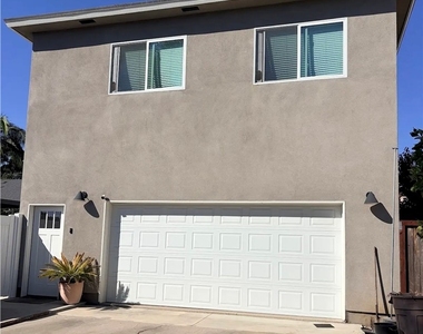 4318 East 15th Street - Photo Thumbnail 1