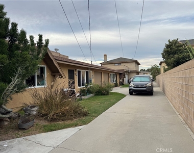 4296 Howard Ave - Photo Thumbnail 5