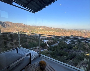 6960 Pacific View Drive - Photo Thumbnail 1