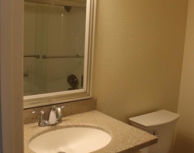 1444 Honeysuckle Lane - Photo Thumbnail 13