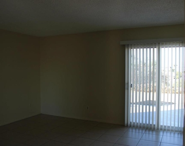 1444 Honeysuckle Lane - Photo Thumbnail 3