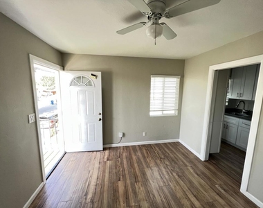 527 Dewey Street - Photo Thumbnail 1