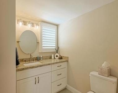 868 A Avenue - Photo Thumbnail 14