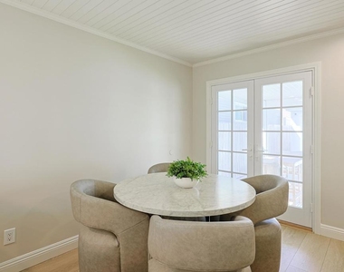 868 A Avenue - Photo Thumbnail 25