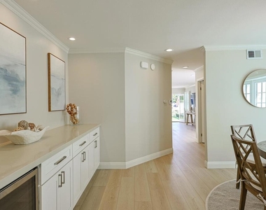 868 A Avenue - Photo Thumbnail 12