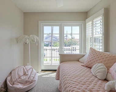 868 A Avenue - Photo Thumbnail 47