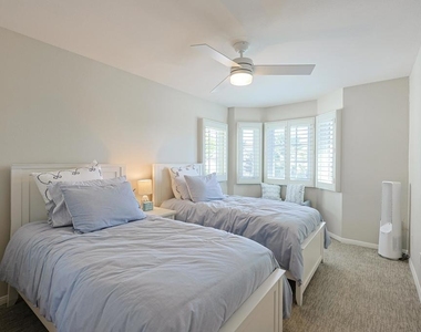 868 A Avenue - Photo Thumbnail 43