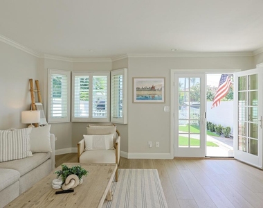 868 A Avenue - Photo Thumbnail 7