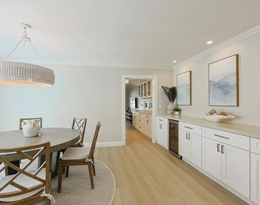 868 A Avenue - Photo Thumbnail 8