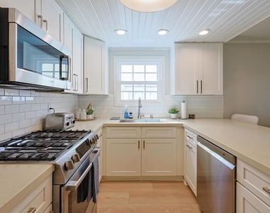 868 A Avenue - Photo Thumbnail 61