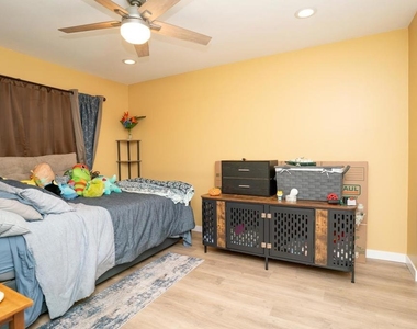 4095 Bonita Road - Photo Thumbnail 12
