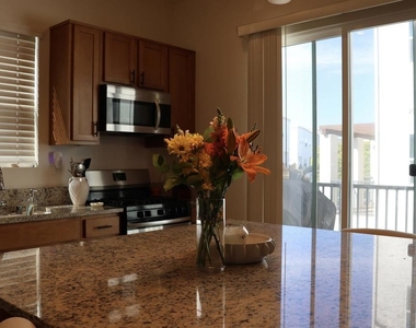 1455 Banahaw Way - Photo Thumbnail 5