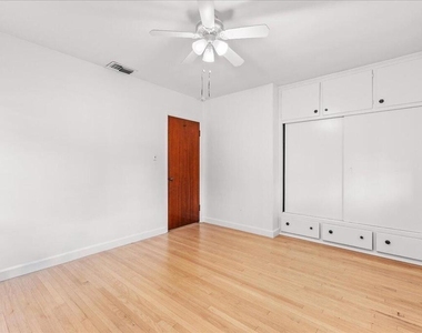 416 Dartmouth Road - Photo Thumbnail 13