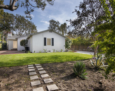 1087 S Los Robles Avenue - Photo Thumbnail 33