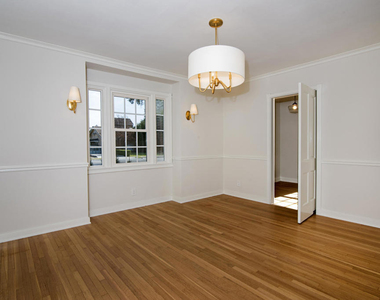 1087 S Los Robles Avenue - Photo Thumbnail 8