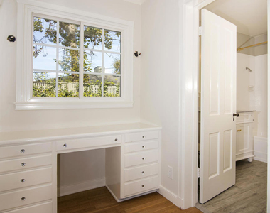 1087 S Los Robles Avenue - Photo Thumbnail 27