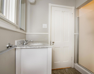 1087 S Los Robles Avenue - Photo Thumbnail 18
