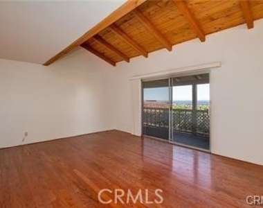 214 Via Robina - Photo Thumbnail 10