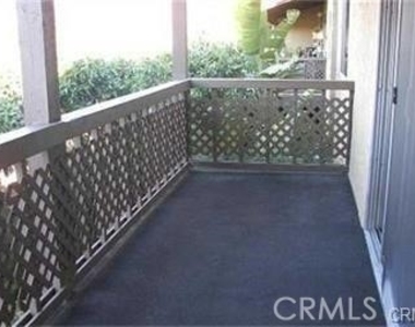 214 Via Robina - Photo Thumbnail 2