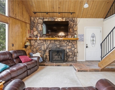 1170 Klondike - Photo Thumbnail 8