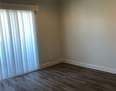 211 7th Street - Photo Thumbnail 23