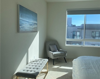 1542 Nolita - Photo Thumbnail 4