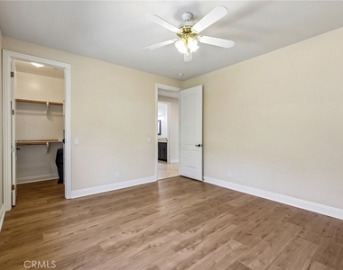 3676 Alta Vista - Photo Thumbnail 26