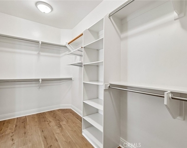 3676 Alta Vista - Photo Thumbnail 45