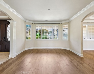 3676 Alta Vista - Photo Thumbnail 19