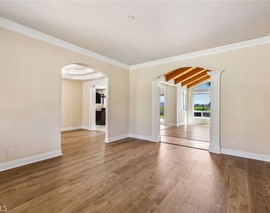 3676 Alta Vista - Photo Thumbnail 48