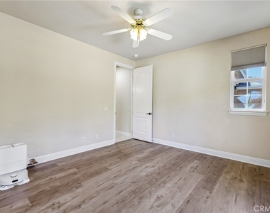 3676 Alta Vista - Photo Thumbnail 56