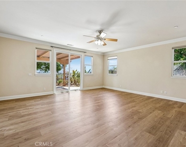 3676 Alta Vista - Photo Thumbnail 33