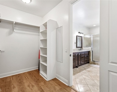 3676 Alta Vista - Photo Thumbnail 44