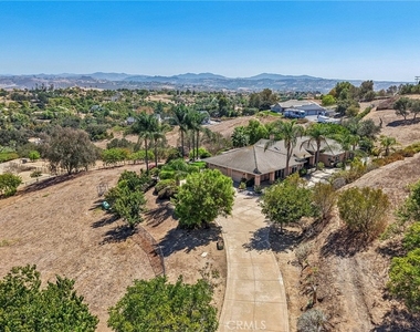 3676 Alta Vista - Photo Thumbnail 74