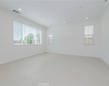 26208 Meadow - Photo Thumbnail 9