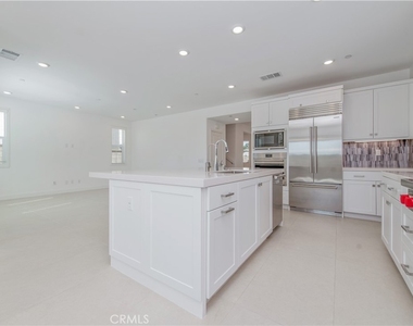 26208 Meadow - Photo Thumbnail 16