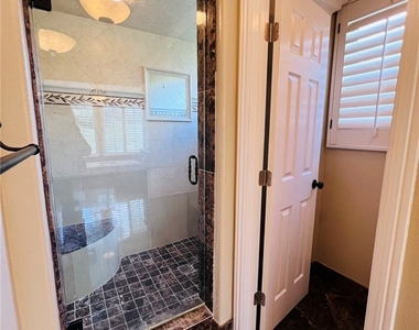 17 Halsey Avenue - Photo Thumbnail 20