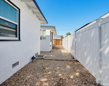 404 N Diana Place - Photo Thumbnail 24