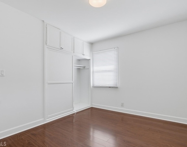 404 N Diana Place - Photo Thumbnail 14