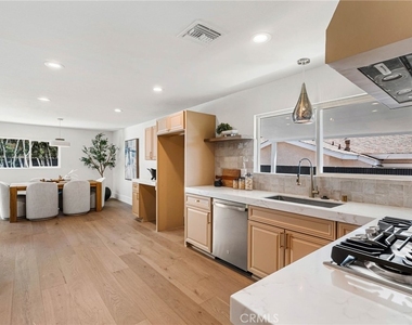 4922 Torida Way - Photo Thumbnail 23