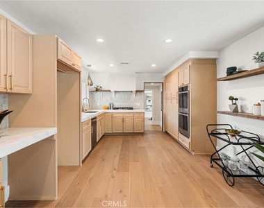 4922 Torida Way - Photo Thumbnail 24