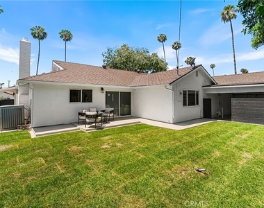 4922 Torida Way - Photo Thumbnail 16