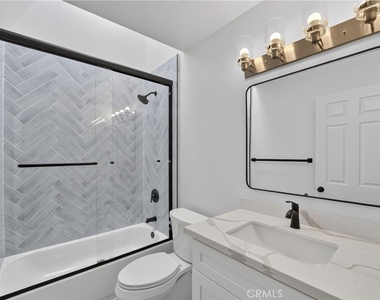 50 Georgetown - Photo Thumbnail 28