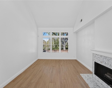 50 Georgetown - Photo Thumbnail 15