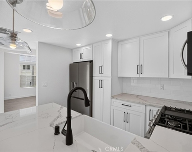 50 Georgetown - Photo Thumbnail 4