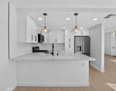 47 Georgetown - Photo Thumbnail 3